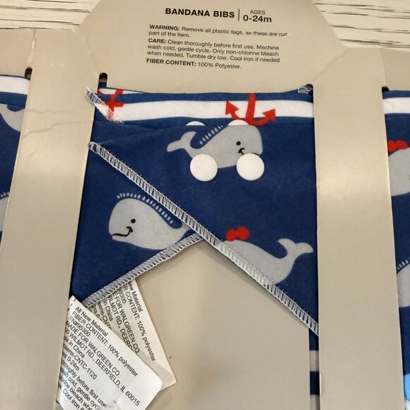 Moon and Stars Lot 2 Whales & Crabs Bandana Bibs and Matching Socks NWT - Picture 4 of 10